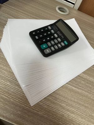 Χάρτη βιβλίων χωρίς επικάλυψη με υψηλό χύμα και χωρίς ξύλο, κατασκευασμένο για την παραγωγή προσαρμοσμένων μορφών