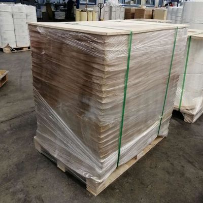 Αυτοκόλλητο χαρτί αυτοκόλλησης από την Direct με μονομερή επικάλυψη και Virgin Pulp Style