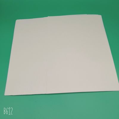 Χάρτινο δελτίο από ξύλο 68/78/98/118gsm φύλλο ή κυλίνδριο Συσκευή με χρώμα κρέμα από το εργοστάσιο Baiyun