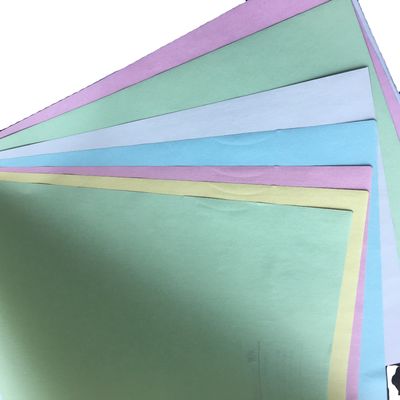 48-80gm Παρθένο ξύλινο χαρτί χρώματος χαρτοπολτού χωρίς άνθρακα για την κατασκευή κυλίδων χαρτιού