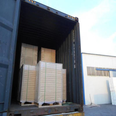 Κρέμα χωρίς ξύλο Offset χαρτί για σημειωματάριο 98%-110% φωτεινότητα Βιομηχανική χημική